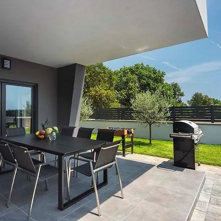 Villa Tika Jadreski